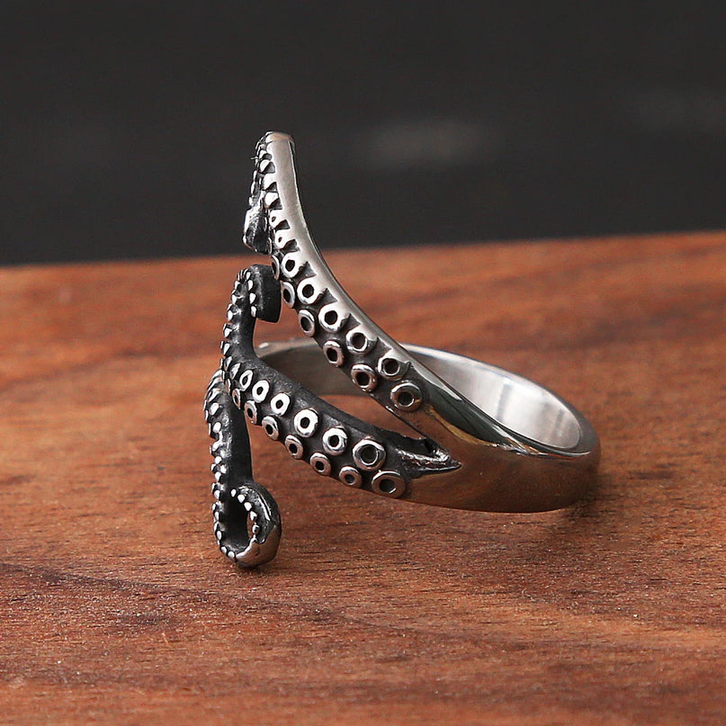 Gothic Tentakel-Ring im Piratenstil
