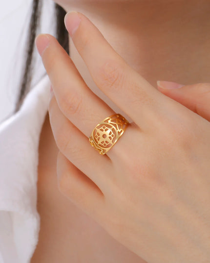 Silberner Kompass-Ring mit keltischem Muster