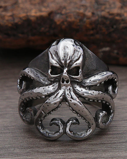 Schwarzer Totenkopf-Ring mit Tentakeln