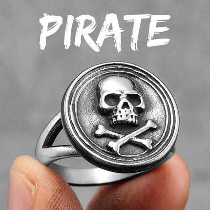 Totenkopf-Ring mit gekreuzten Knochen
