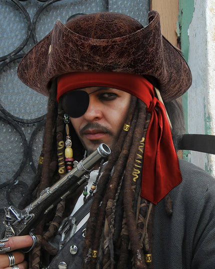 Piratenhut braun Leder Detail Krempe Knopf