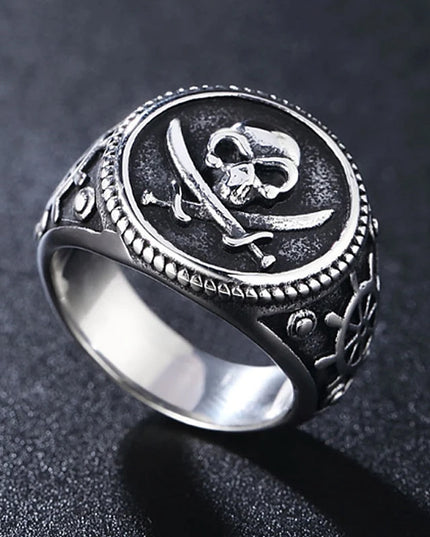 Bicolor Piraten-Ring mit Totenkopf