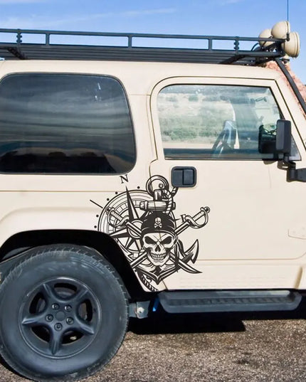 Pirat Aufkleber Wohnmobil Anwendungsbeispiel dunkle Flache