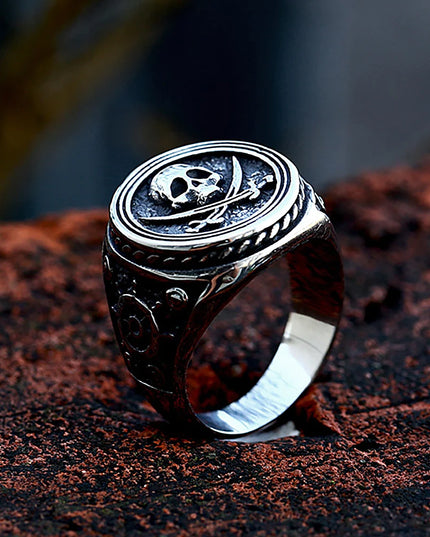 Biker Skull-Ring fur echte Piraten