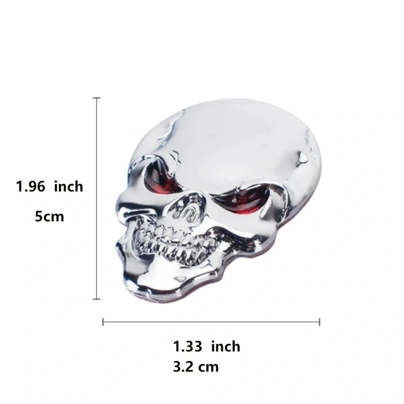 3D Totenkopf Aufkleber matt schwarz Groessenvergleich