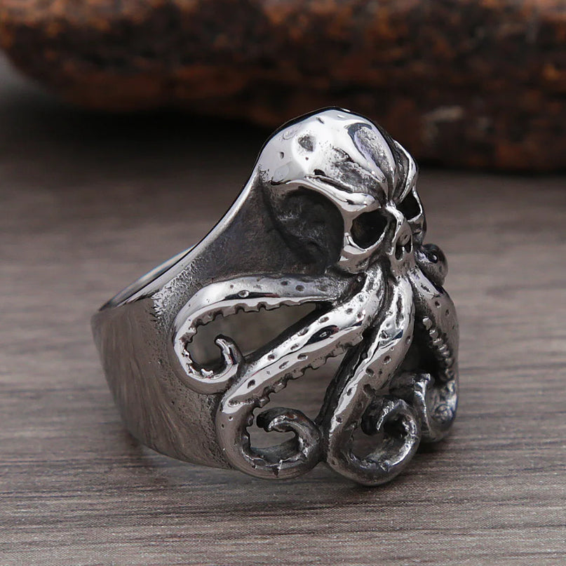 Offener Kraken-Ring mit Tentakeln